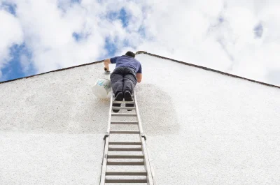 Peinture extérieure à Montromant — façades et ravalement